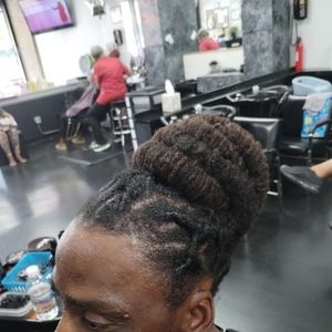 Meet your Posher, Ira